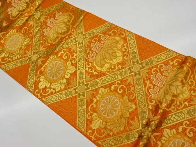 リサイクル　襷に桐・菊模様織出し袋帯